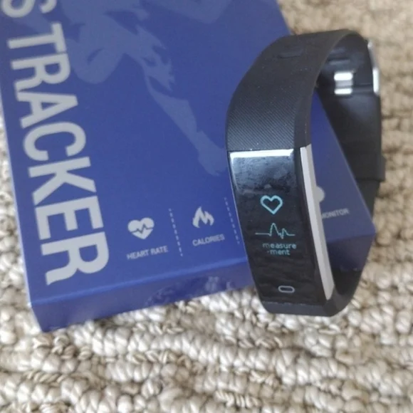 Fitness Tracker - Picture 3 of 16